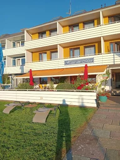Markisen am Hotel Haus am Meer